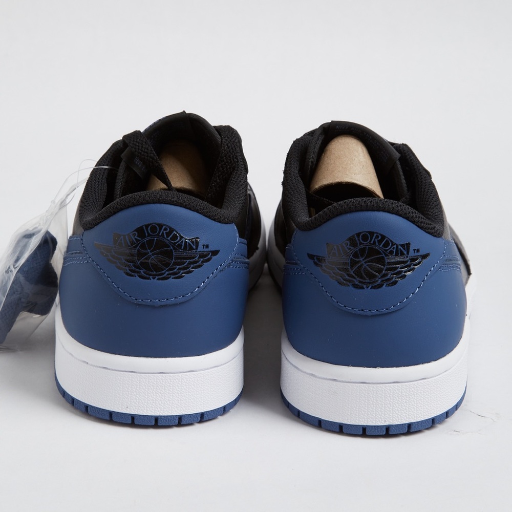 Air Jordan 1 Retro Low OG Men’s Size 8 - Picture 5 of 9